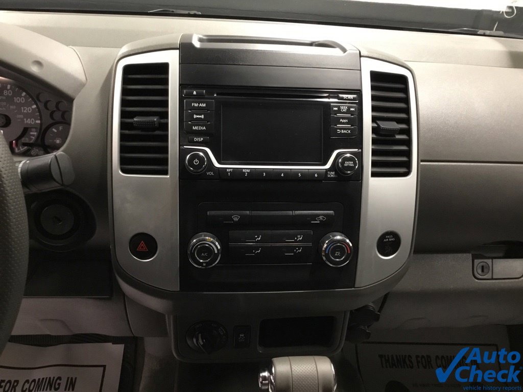 Used 2015 Nissan Frontier SV AWD/4WD image 48