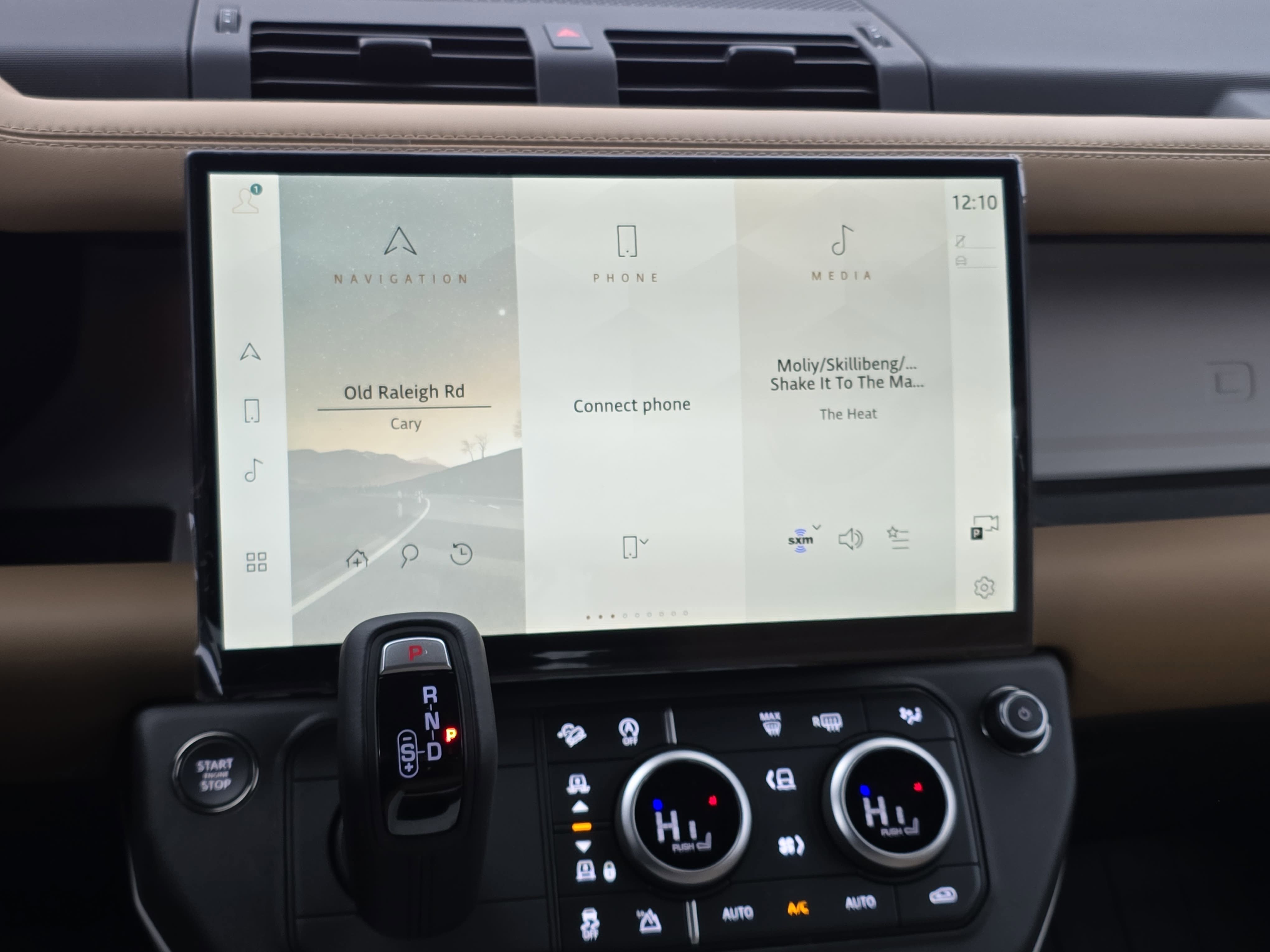 New 2026 Land Rover Defender 110 X-Dynamic SE AWD/4WD image 19