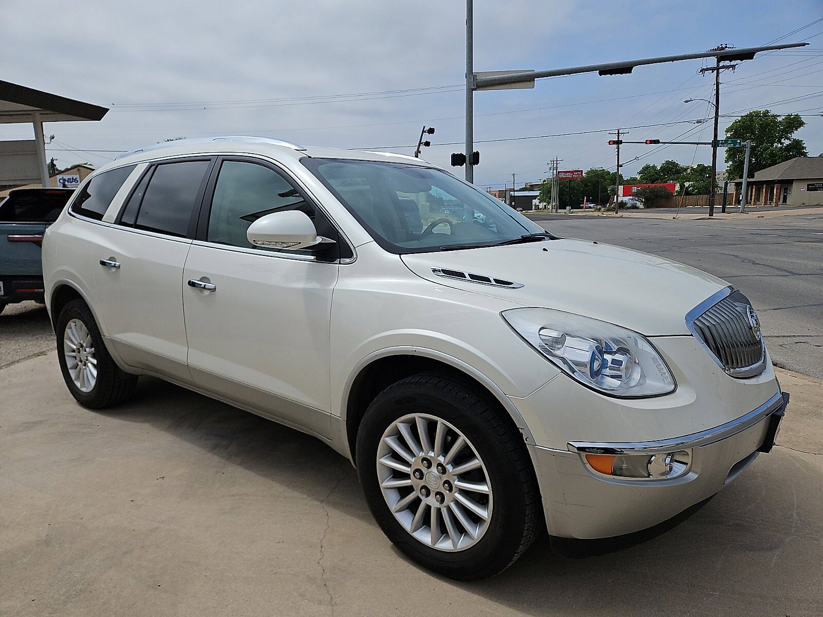 Used 2012 Buick Enclave Leather w/ LPO, Cargo Convenience Pkg FWD image 5