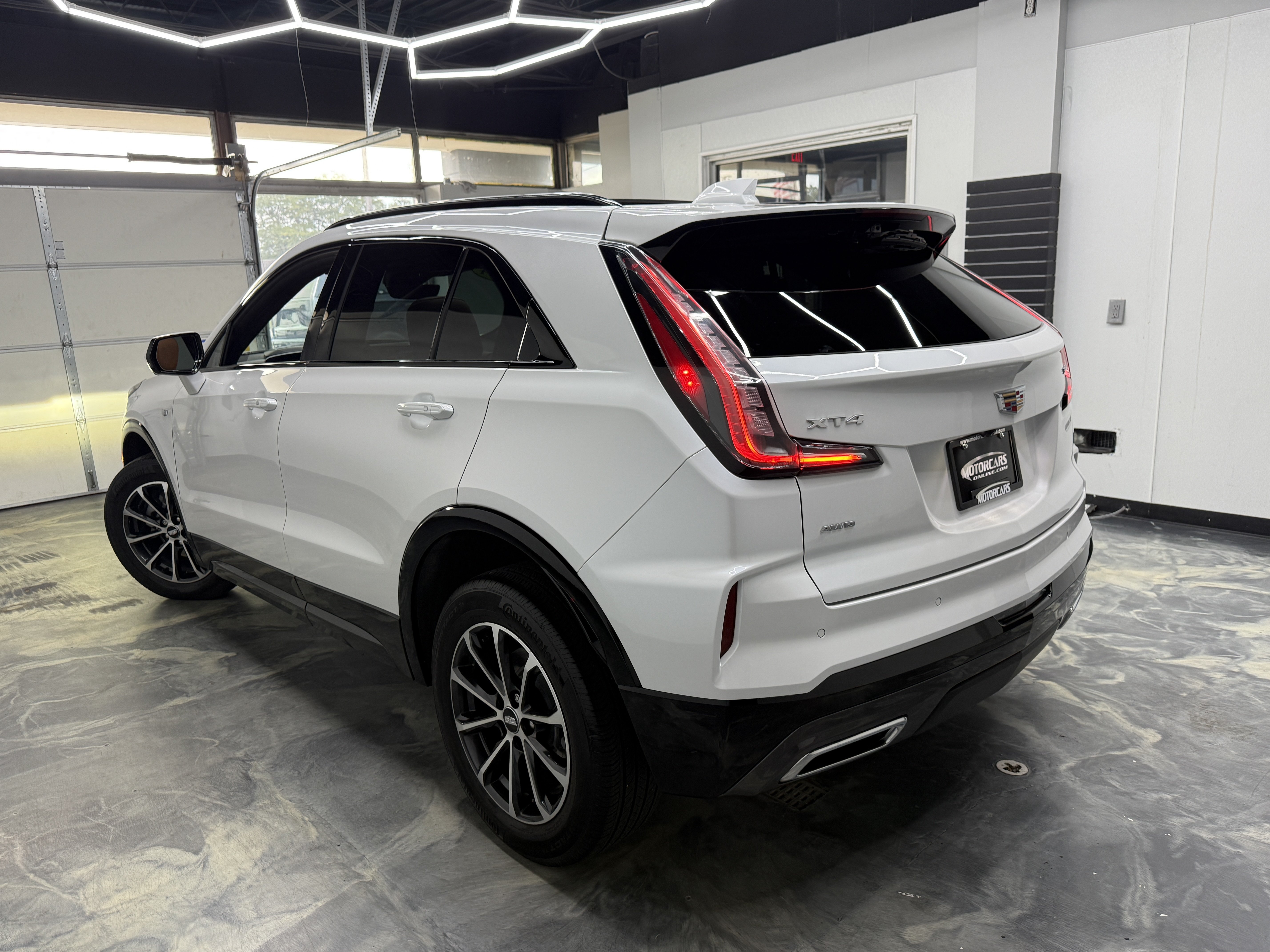 Used 2024 Cadillac XT4 Sport AWD/4WD image 3