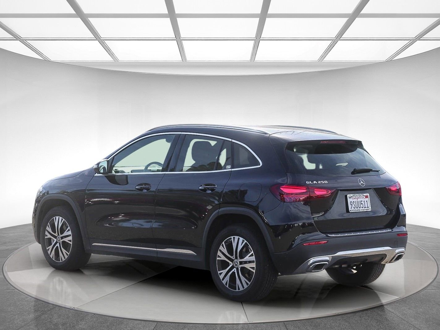 Used 2025 Mercedes-Benz GLA 250 image 2