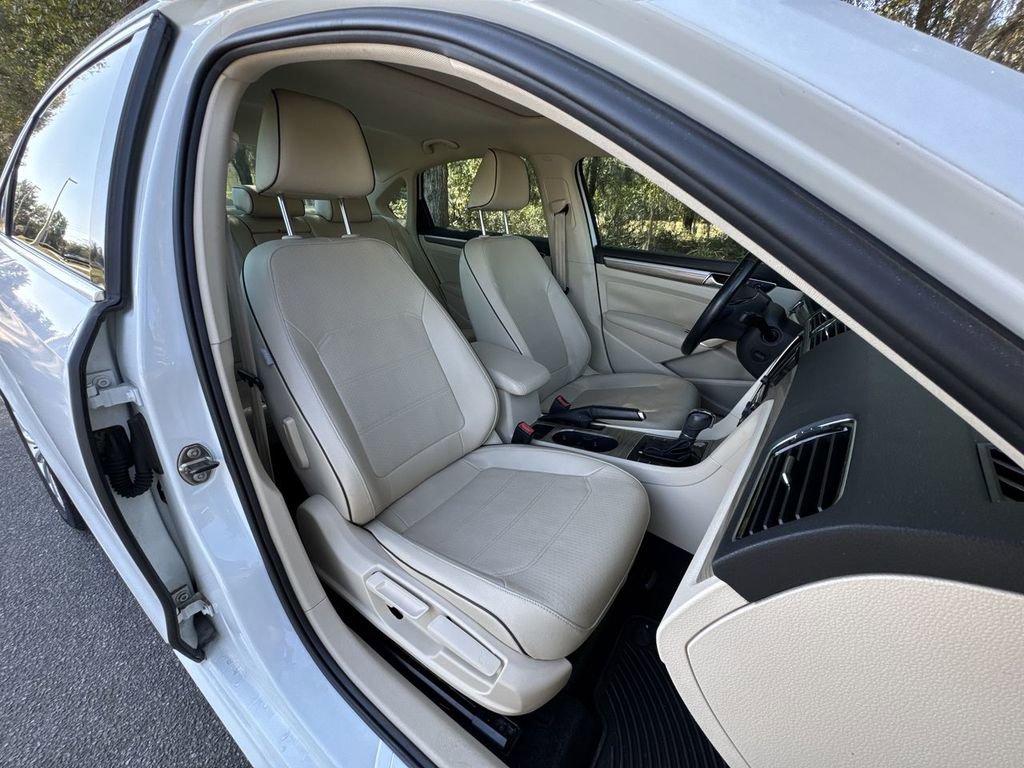 Used 2016 Volkswagen Passat 1.8T SE image 29