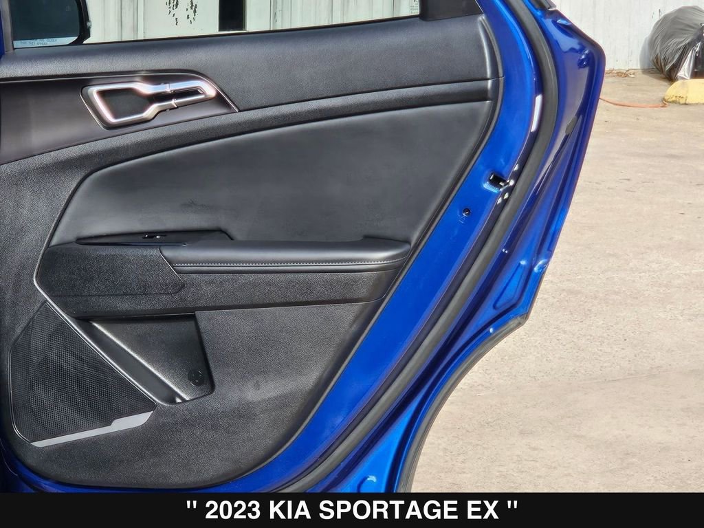 Used 2023 Kia Sportage EX image 28