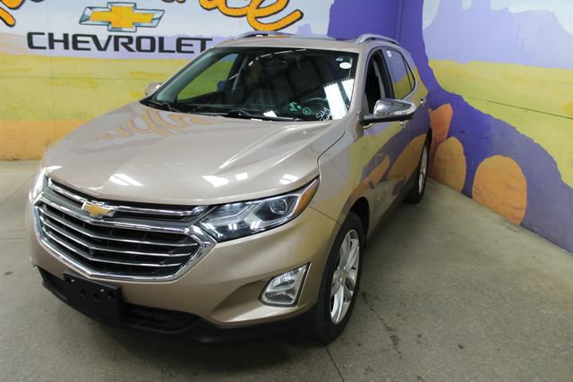Used 2019 Chevrolet Equinox Premier w/ Premier True North Edition AWD/4WD image 4