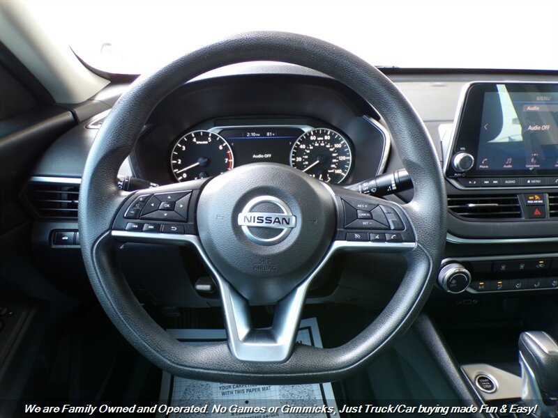 Used 2020 Nissan Altima 2.5 S FWD image 12