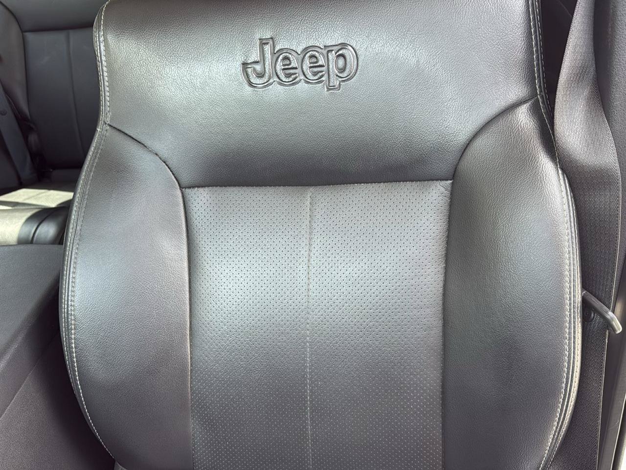 Used 2012 Jeep Liberty Sport RWD image 27
