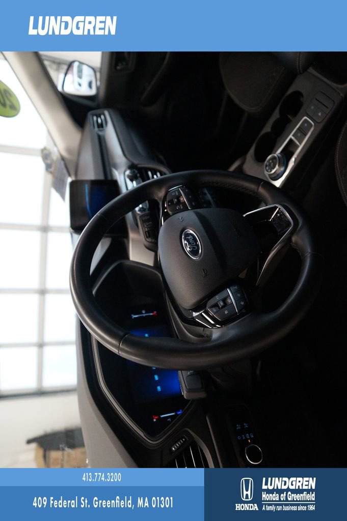 Used 2024 Ford Escape Active image 11