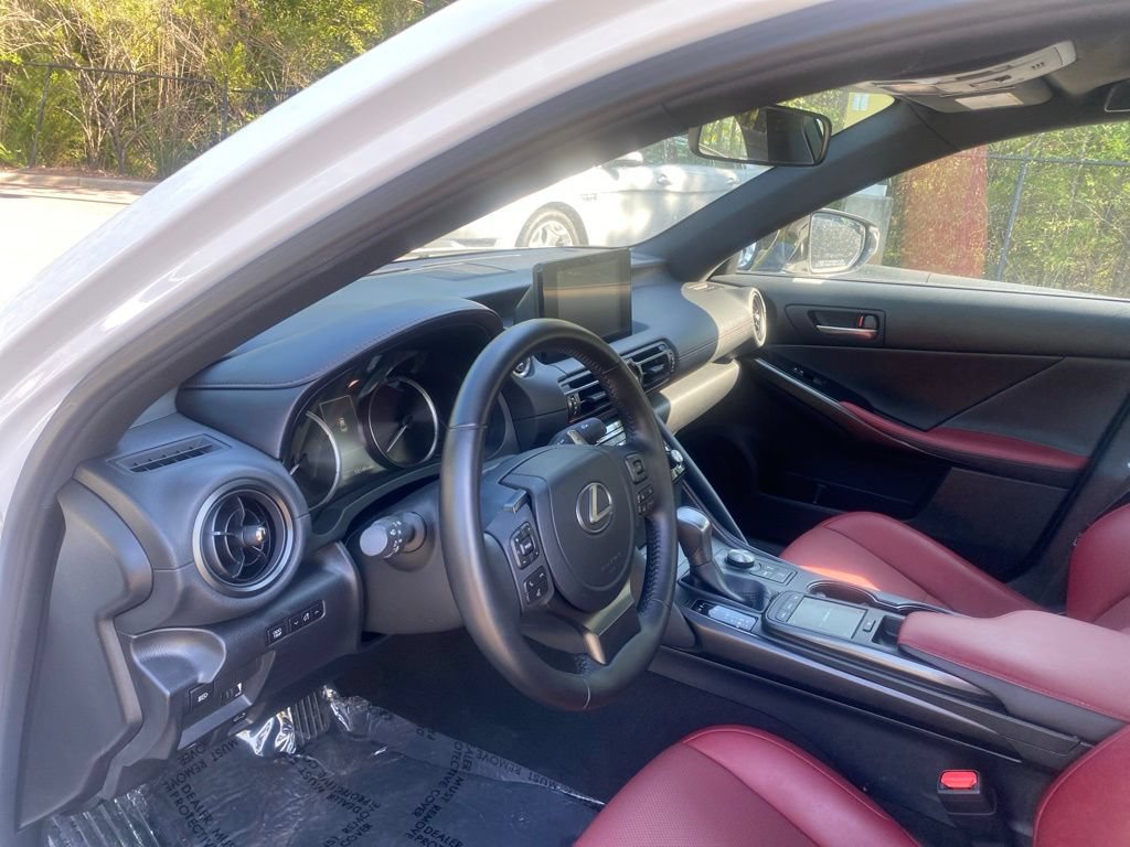 Used 2024 Lexus IS 350 F Sport RWD image 15