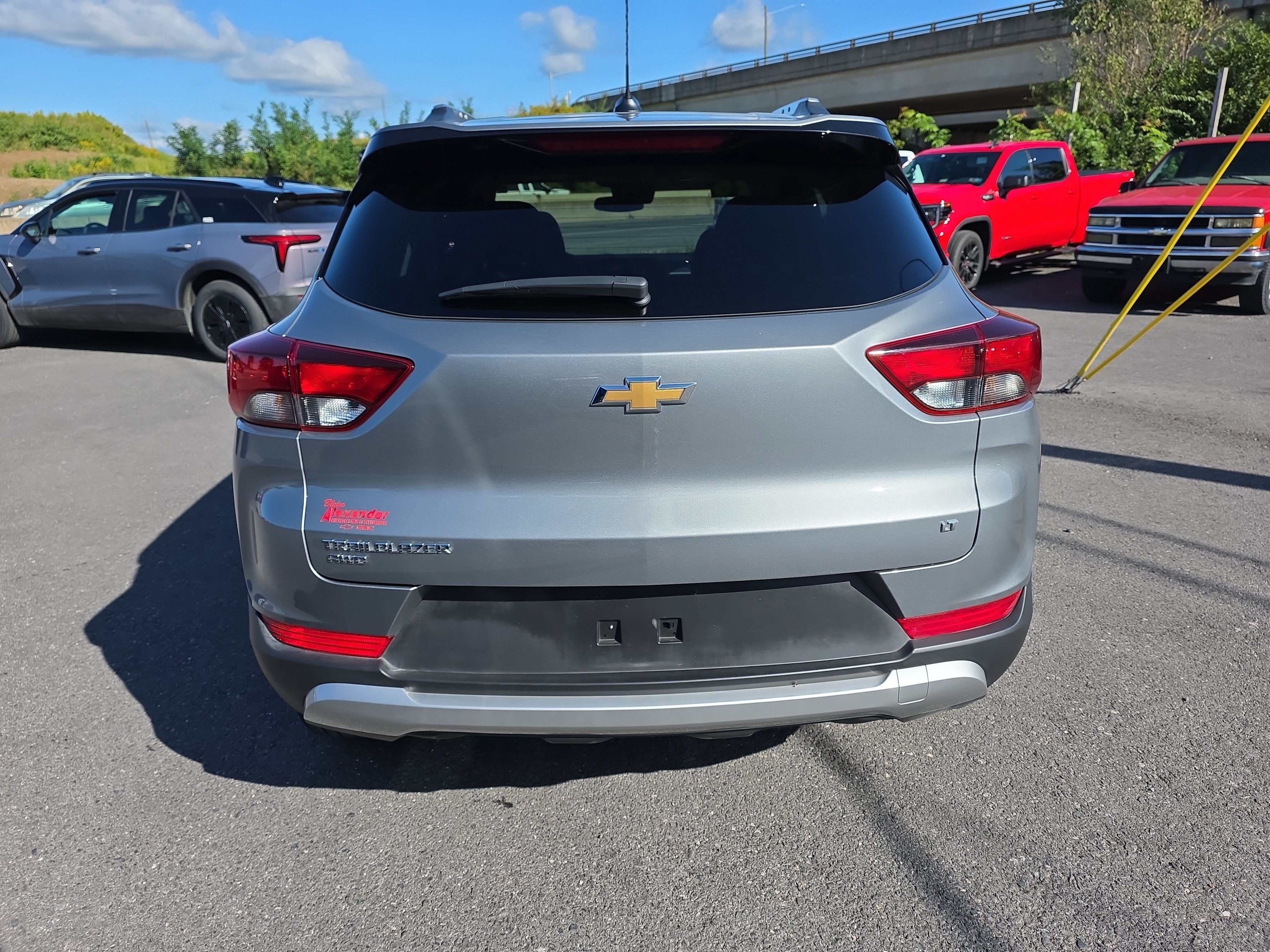 Used 2026 Chevrolet TrailBlazer LT AWD/4WD image 4