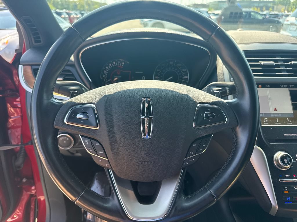 Used 2018 Lincoln MKC Reserve w/ Lincoln MKC Climate Package AWD/4WD image 16