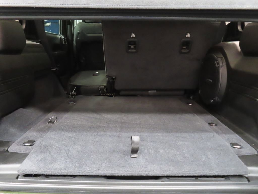 Used 2024 Jeep Wrangler Unlimited Rubicon w/ Technology Group AWD/4WD image 35