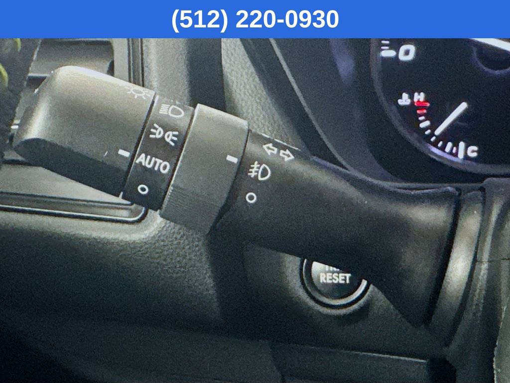 Used 2025 Subaru Ascent Onyx Edition image 13