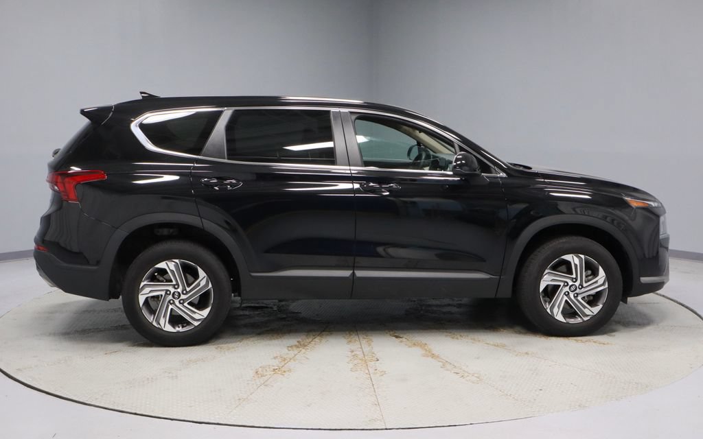 Certified 2023 Hyundai Santa Fe SE w/ Cargo Package AWD/4WD image 8