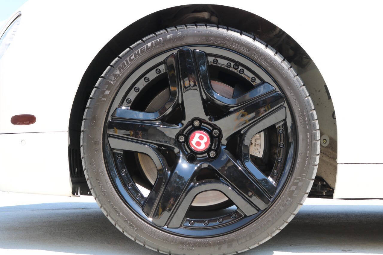 Used 2015 Bentley Flying Spur V8 AWD/4WD image 30