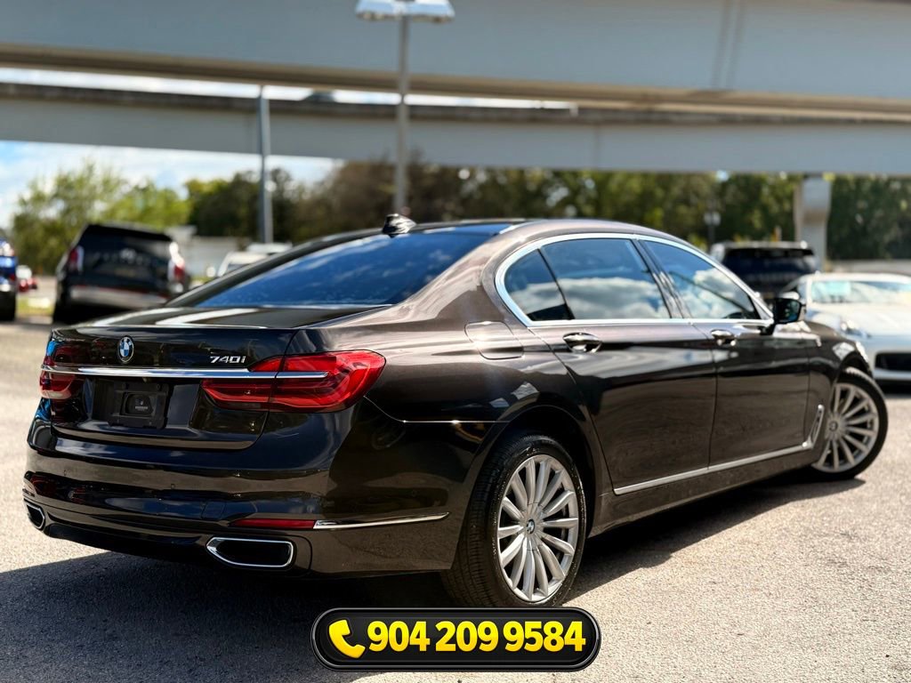 Used 2017 BMW 740i RWD image 6