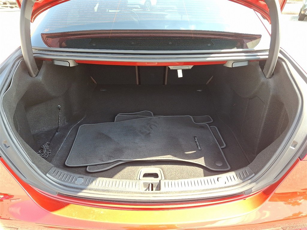 Certified 2022 Mercedes-Benz E 350 4MATIC Sedan image 28