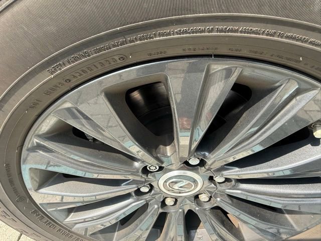 Used 2023 Lexus GX 460 Luxury w/ Sport Design Package image 10