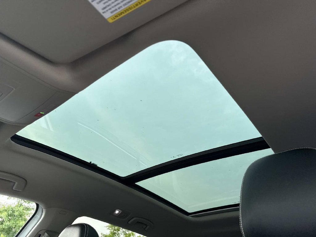 Used 2023 Volkswagen Atlas SE w/ Panoramic Sunroof Package AWD/4WD image 19