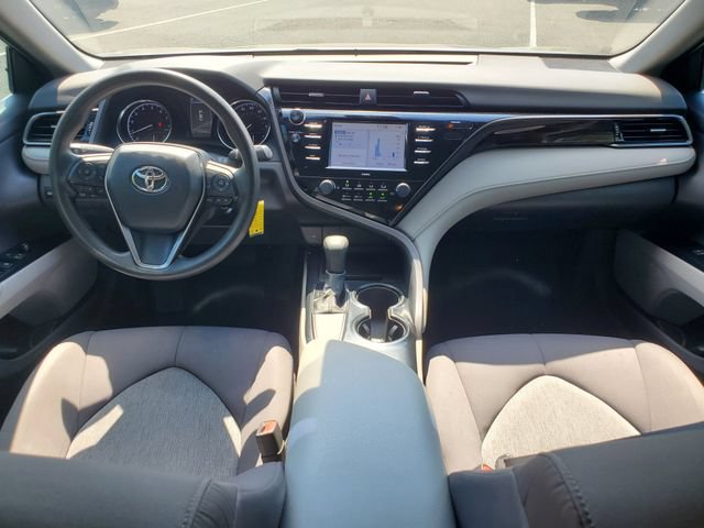 Used 2020 Toyota Camry LE FWD image 9