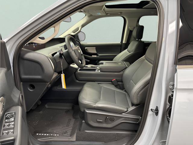 New 2026 Ford Expedition Active AWD/4WD image 9