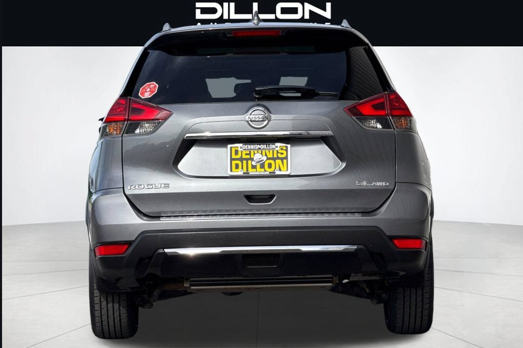 Used 2017 Nissan Rogue SL w/ SL Premium Package AWD/4WD image 5