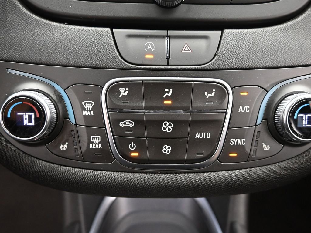 Used 2024 Chevrolet Malibu LT image 16