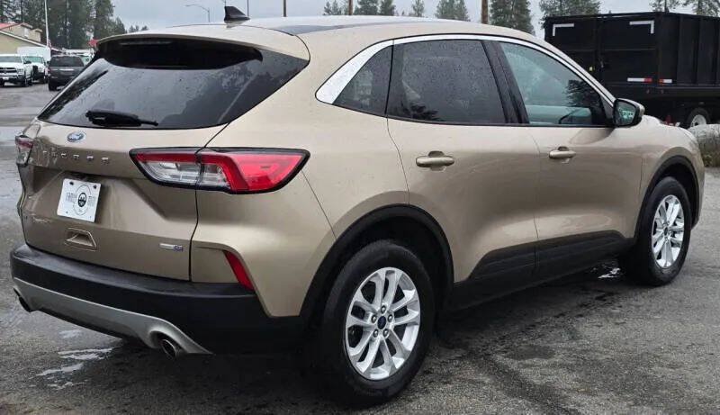 Used 2020 Ford Escape SE AWD/4WD image 5