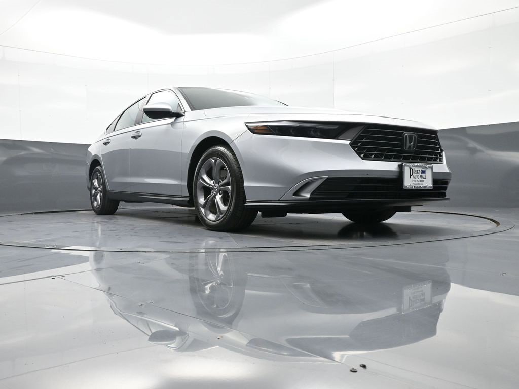 Certified 2024 Honda Accord EX image 28