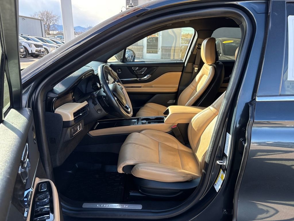 Used 2021 Lincoln Corsair Reserve w/ Equipment Group 201A image 26