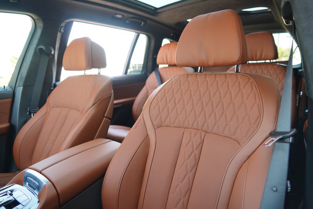 New 2027 BMW X7 xDrive40i AWD/4WD image 15