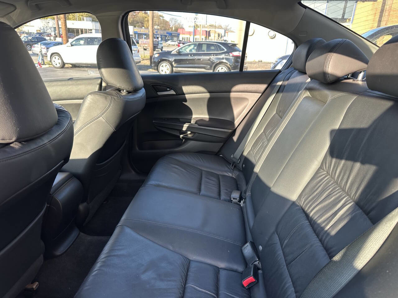 Used 2012 Honda Accord SE image 17