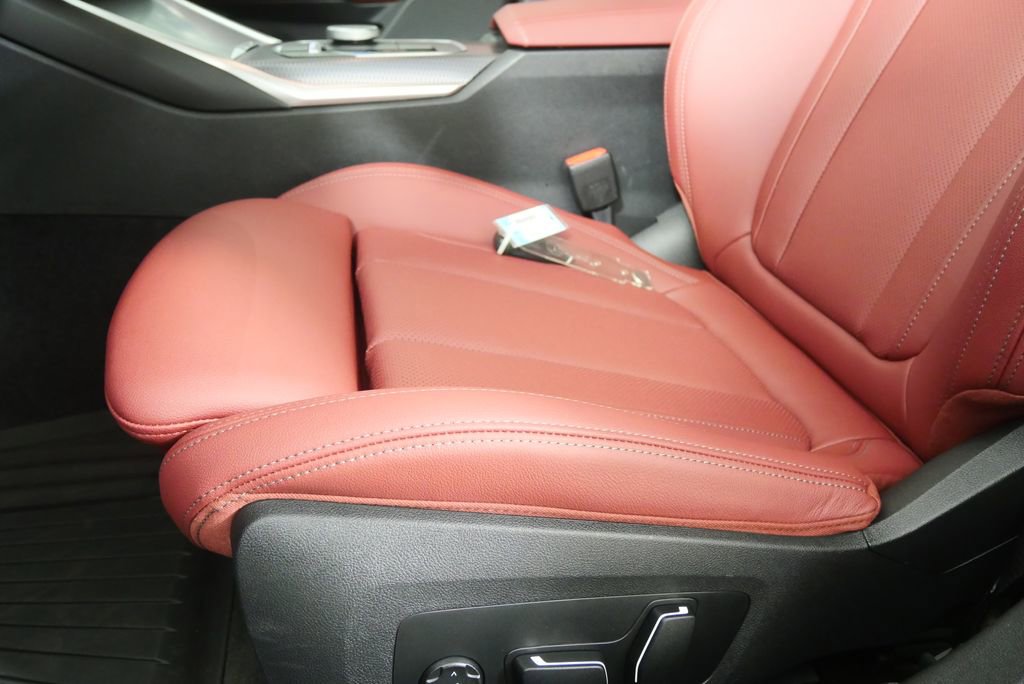 Certified 2025 BMW i4 eDrive40 w/ Premium Package image 11