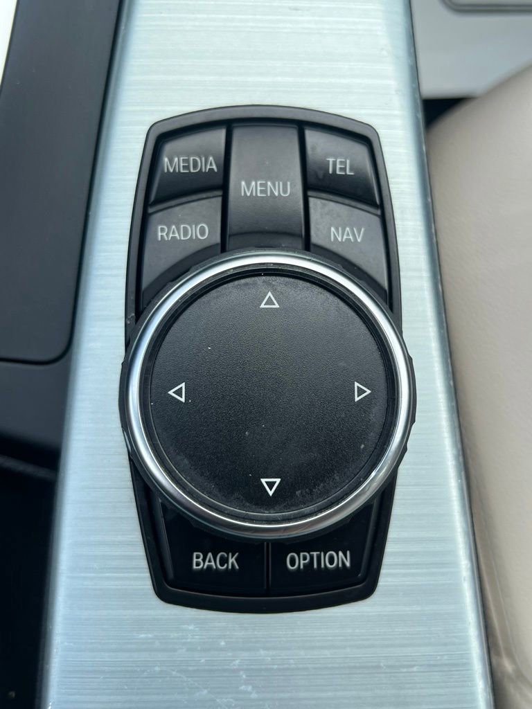 Used 2016 BMW 340i xDrive Sedan AWD/4WD image 26