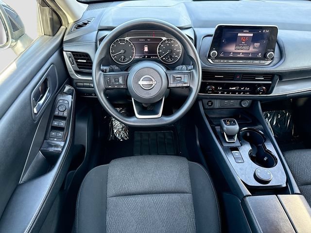 Used 2024 Nissan Rogue SV AWD/4WD image 20