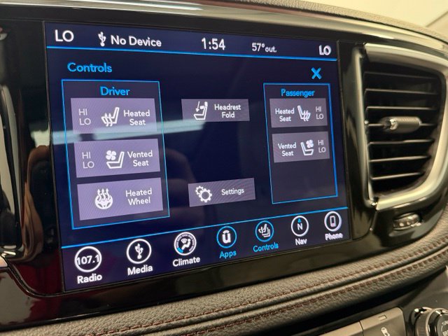 Used 2019 Chrysler Pacifica Limited FWD image 21