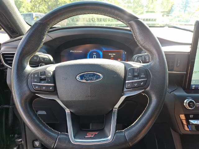 Certified 2020 Ford Explorer ST w/ Premium Technology Package AWD/4WD image 30