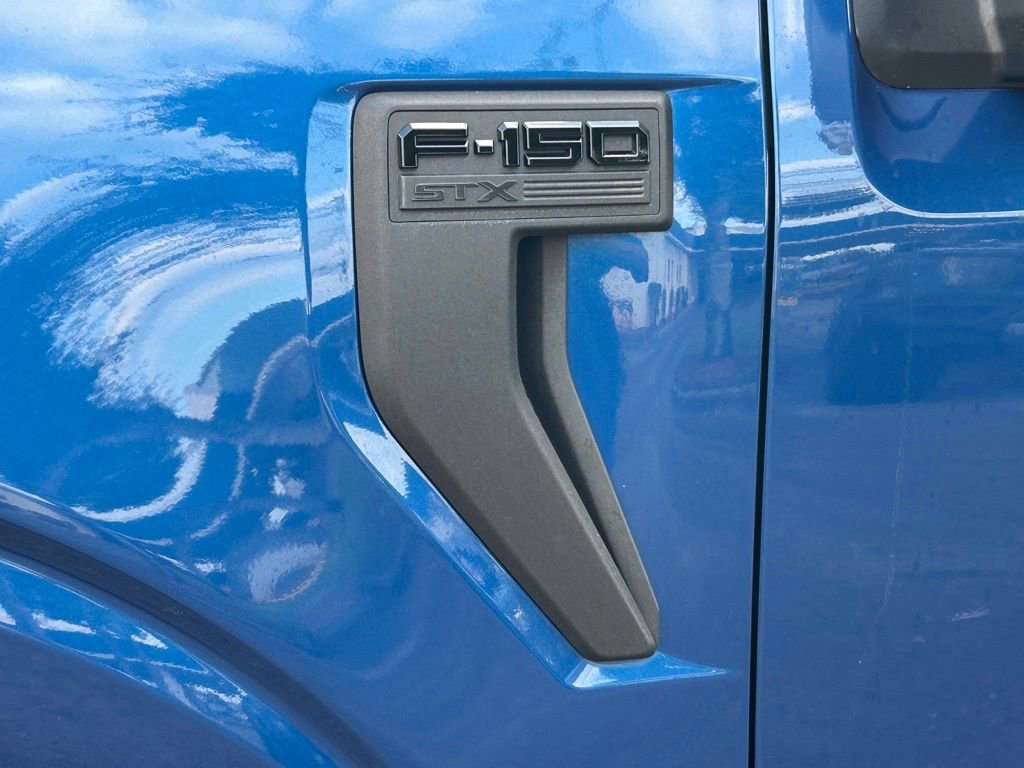 Used 2022 Ford F150 XL w/ STX Black Appearance Package AWD/4WD image 19