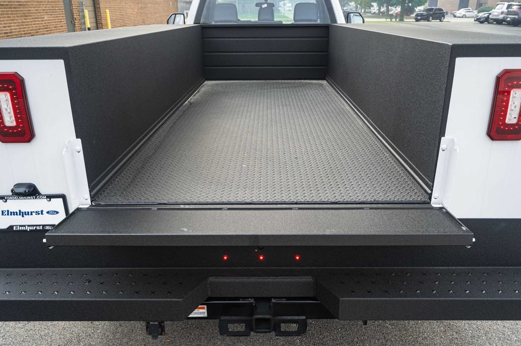 New 2026 Ford F550 4x4 Regular Cab Super Duty image 17
