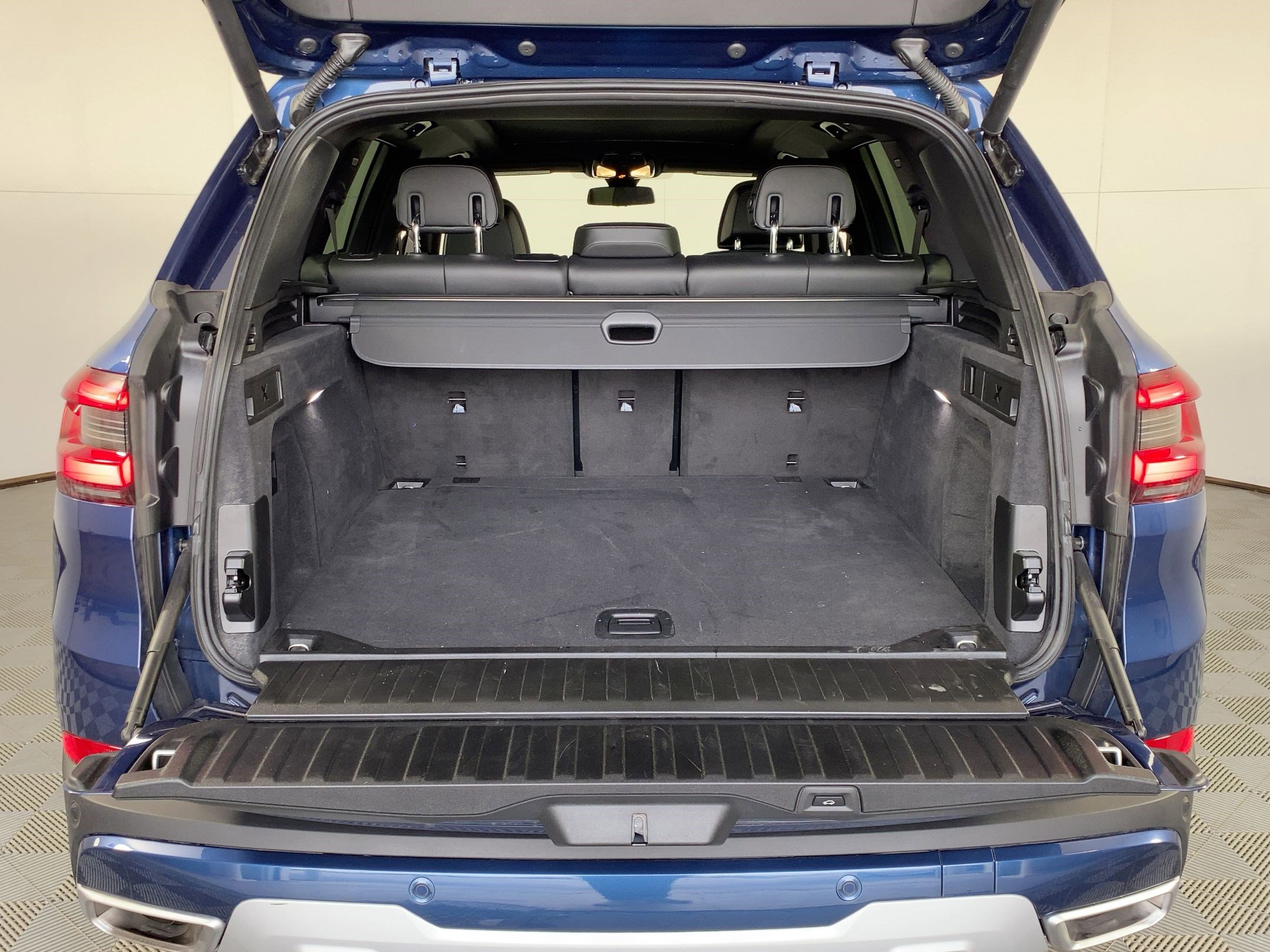 Used 2023 BMW X5 sDrive40i w/ Luxury Seating Package image 30