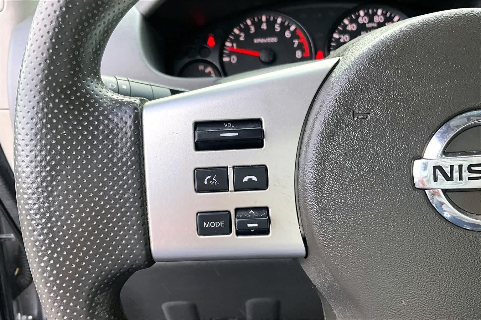 Used 2014 Nissan Xterra X RWD image 22