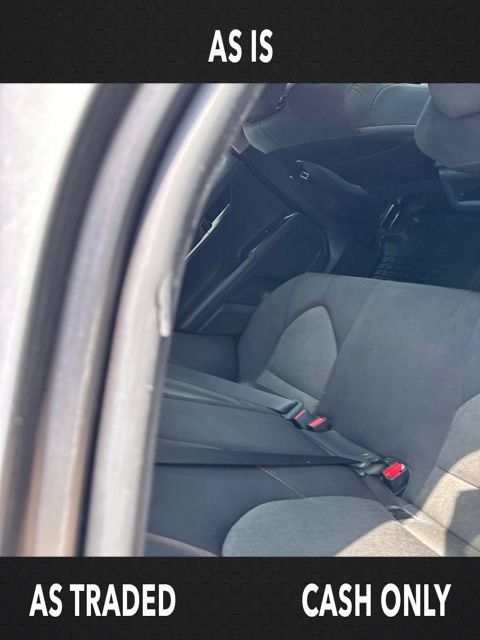 Used 2018 Toyota Camry LE FWD image 13