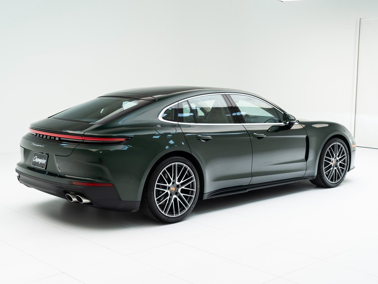 New 2026 Porsche Panamera 4 AWD/4WD image 9