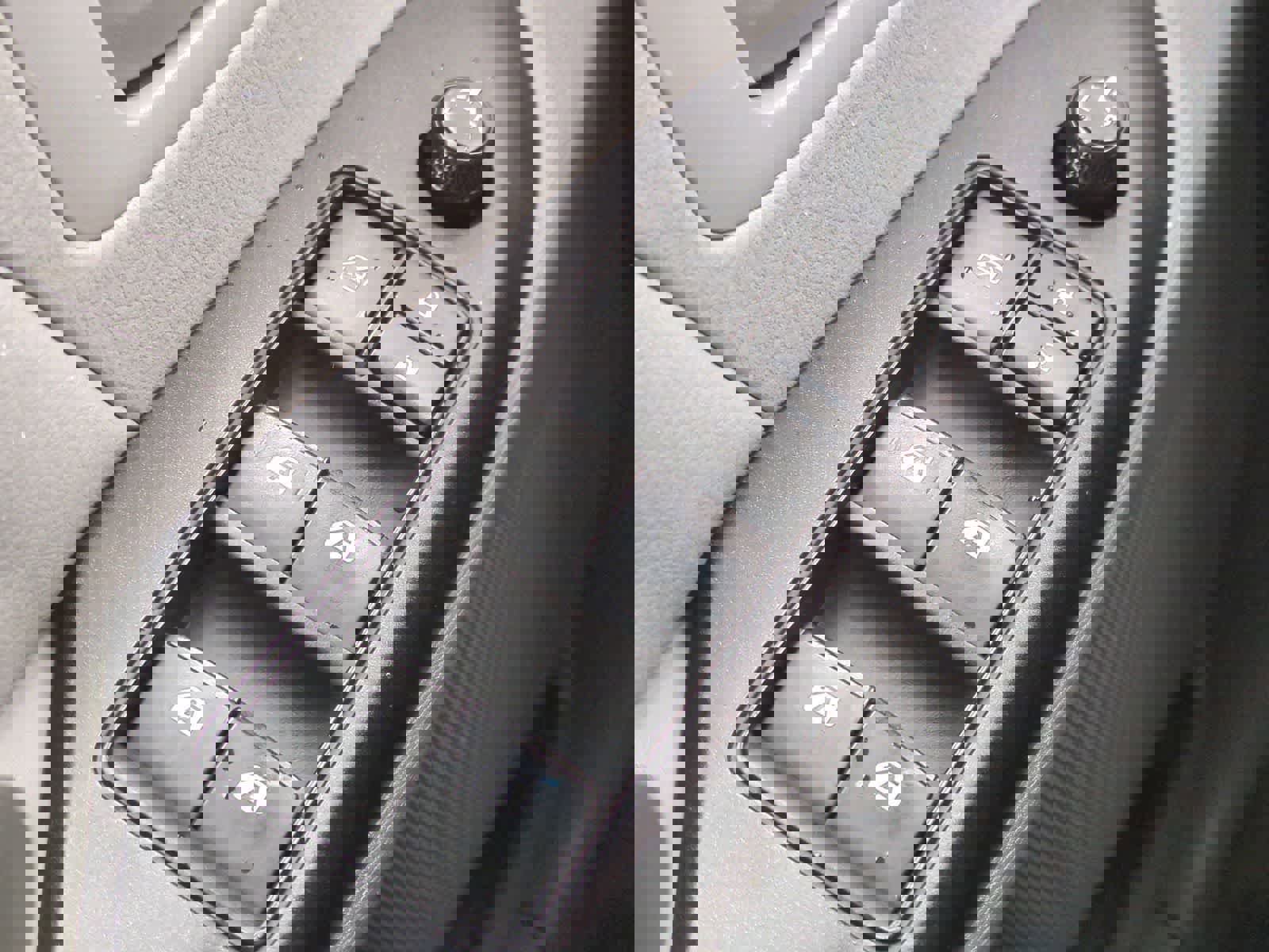 Used 2016 Toyota Sienna L image 28