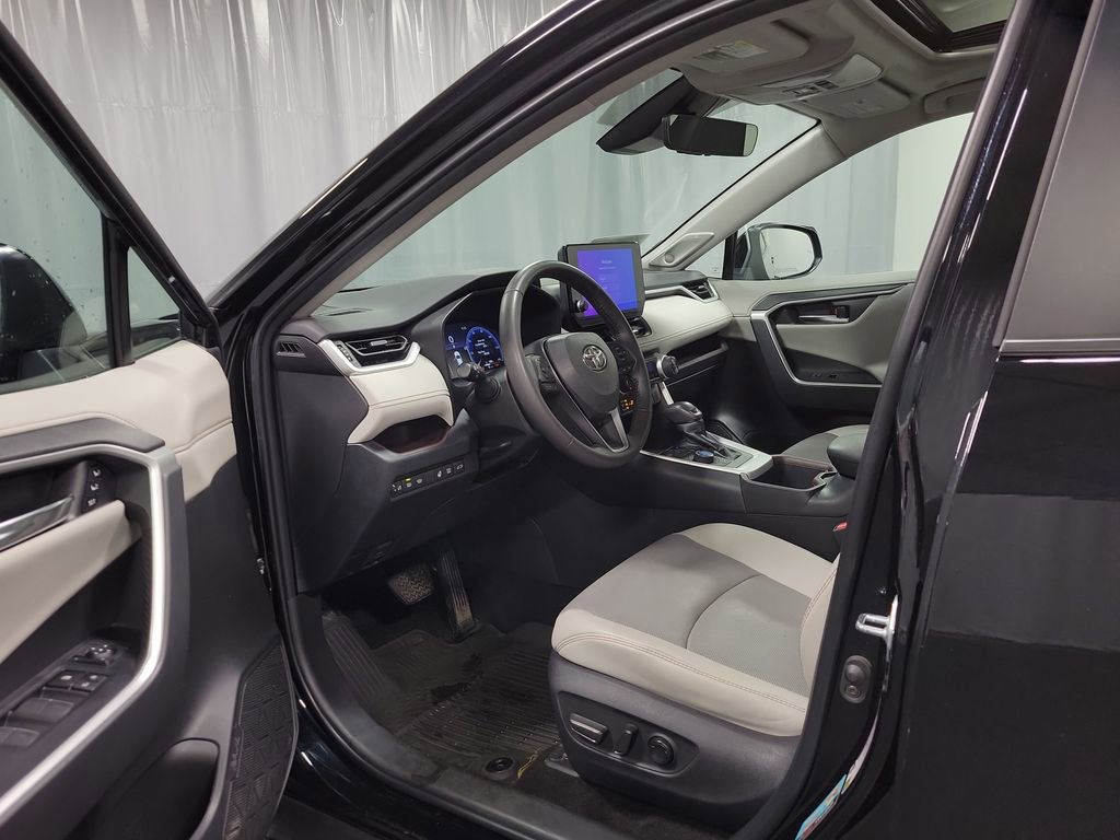 Used 2023 Toyota RAV4 Limited w/ Limited Grade Weather Package AWD/4WD image 12
