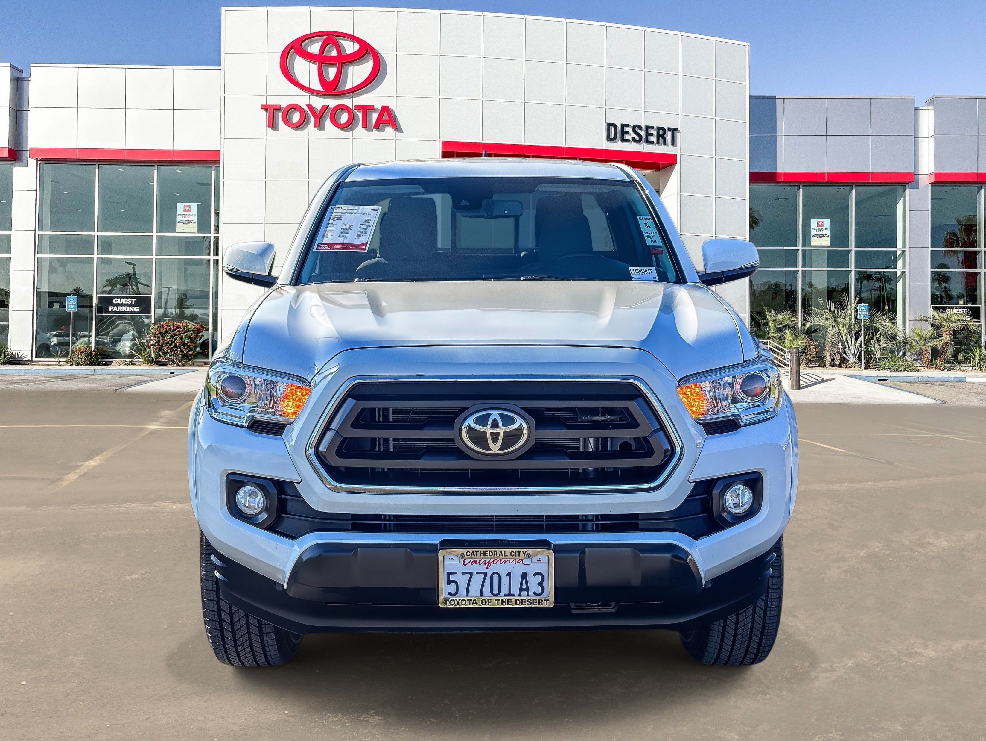 Used 2020 Toyota Tacoma SR5 RWD image 2