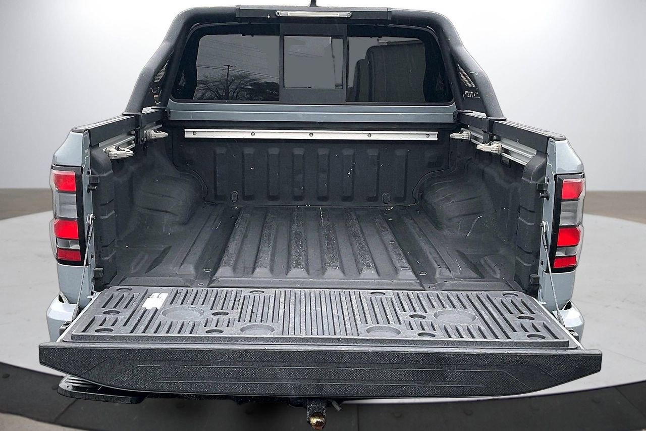 Used 2022 Nissan Frontier PRO-4X w/ Pro-4X Premium Package image 26