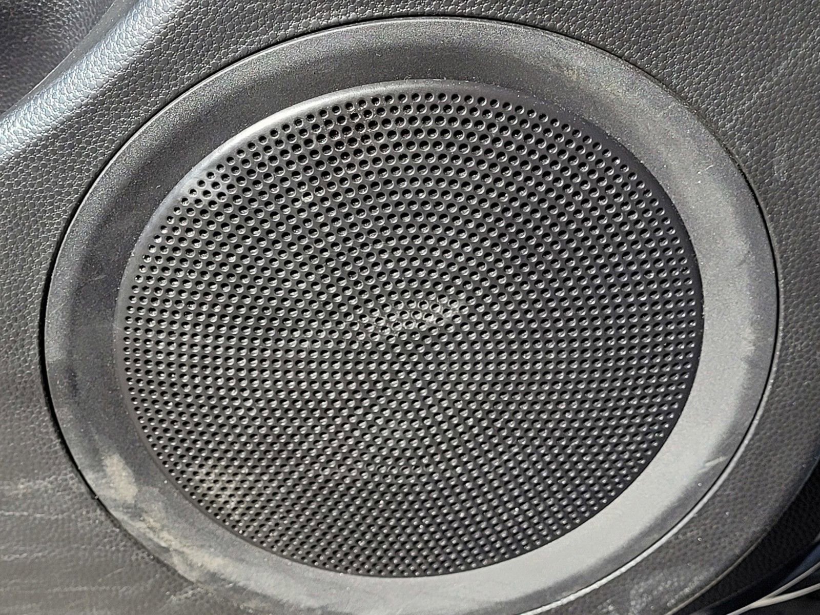 Used 2018 Kia Soul + image 23