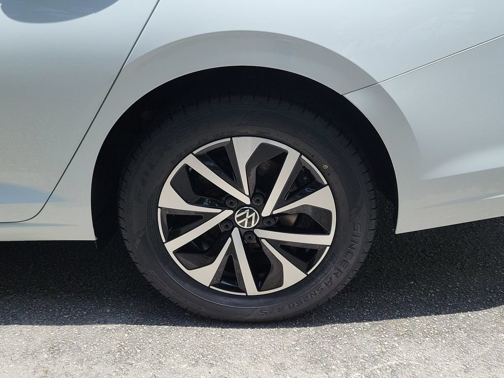 Used 2023 Volkswagen Jetta S w/ IQ.Drive Package FWD image 5