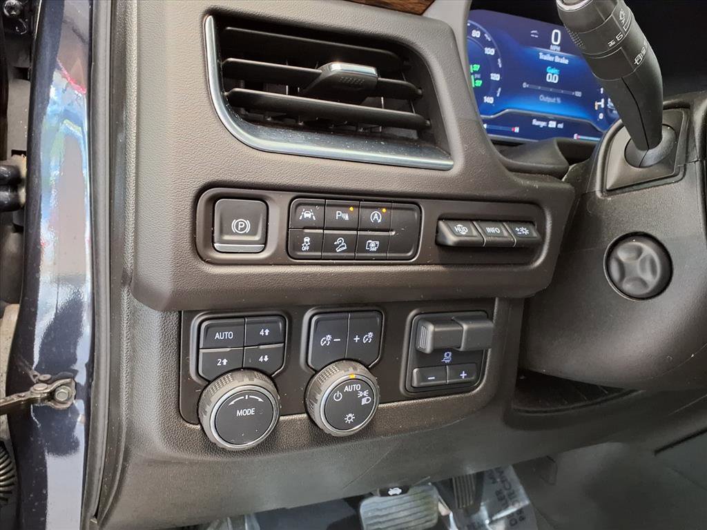 Used 2024 Chevrolet Tahoe Premier w/ Premium Package image 25