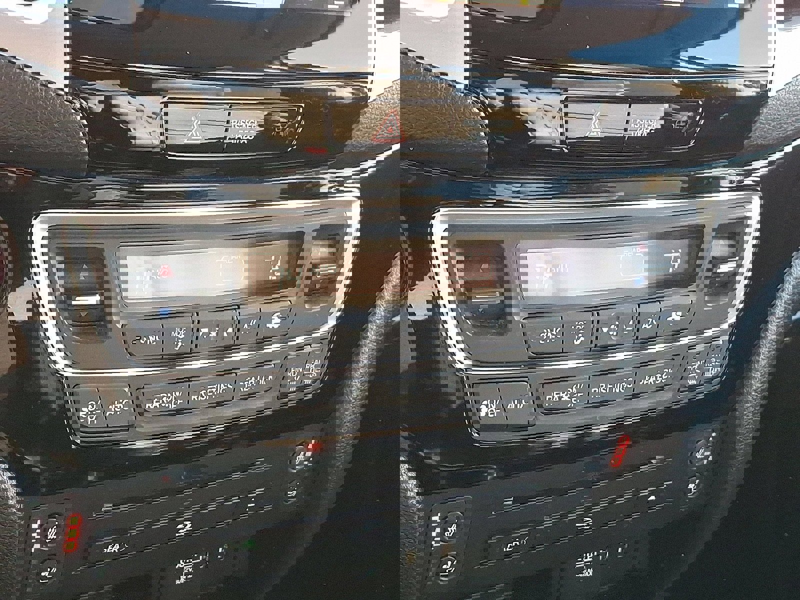 Used 2018 Honda Pilot Elite image 17